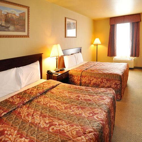 Econo Lodge Inn & Suites Greenbrier Quarto foto