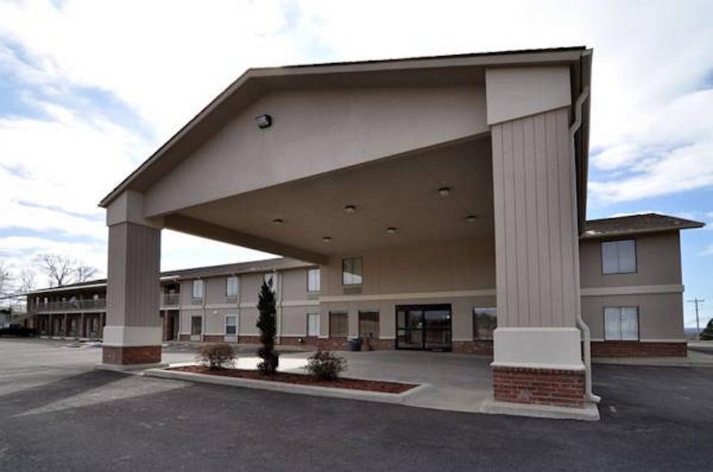 Econo Lodge Inn & Suites Greenbrier Exterior foto